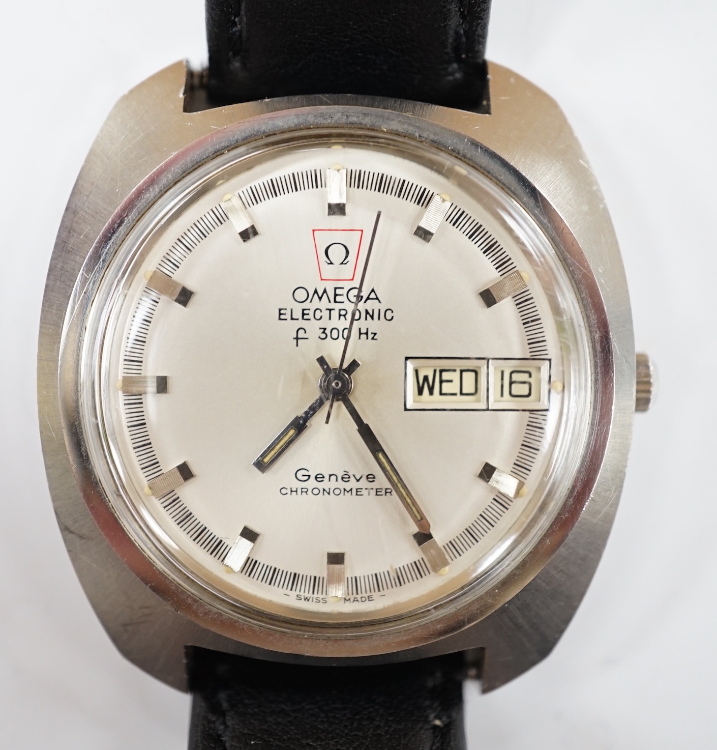 A gentleman's 1970's stainless steel Omega Electronic Chronometer wrist watch, on an associated leather strap, with box.